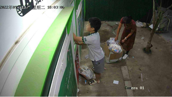 華展貓先生，智能廢品回收箱，廢品回收加盟，舊衣服回收柜